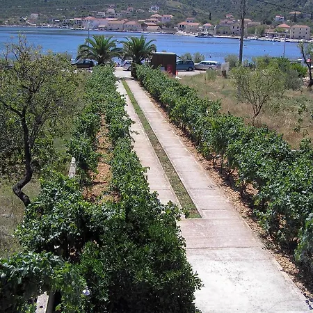 شقة By The Sea Vinisce, Trogir - 6015