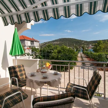 By The Sea Vinisce, Trogir - 6015