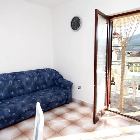 By The Sea Vinisce, Trogir - 6015 * Vinišće