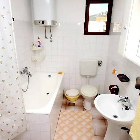 By The Sea Vinisce, Trogir - 6015 * Vinišće